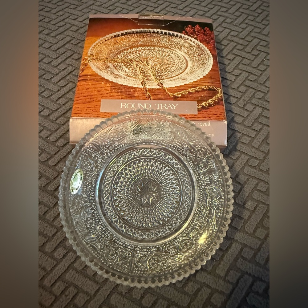 Elegant Clear Crystal Glass Round Tray